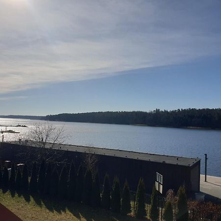 Dom Nad Jeziorem Mikolajki Eksteriør billede