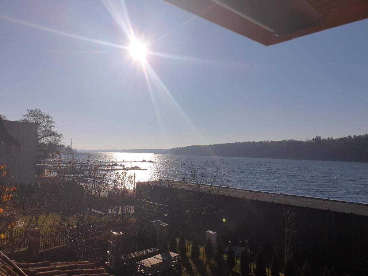 Dom Nad Jeziorem Mikolajki Eksteriør billede